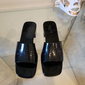 Rubber Sandals size (39)